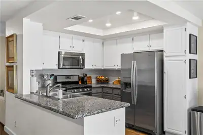 8824 Sail Bay Drive, Las Vegas, NV 89117 Kitchen