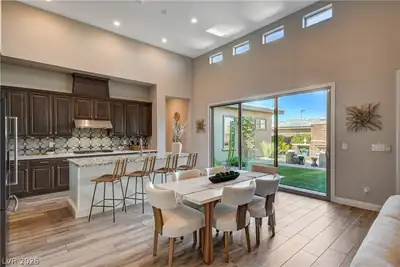 6706 Desert Crimson Street, Las Vegas, NV 89148 Dining Area