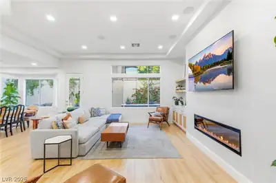 11424 Perugino Drive, Las Vegas, NV 89138 Living Room