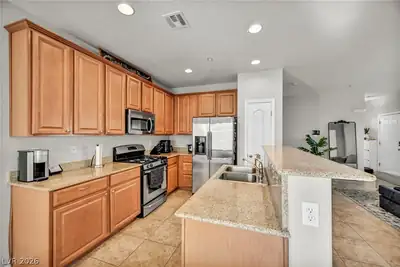 7816 Desertdeer Court, Las Vegas, NV 89149 Kitchen