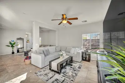 7816 Desertdeer Court, Las Vegas, NV 89149 Living Room