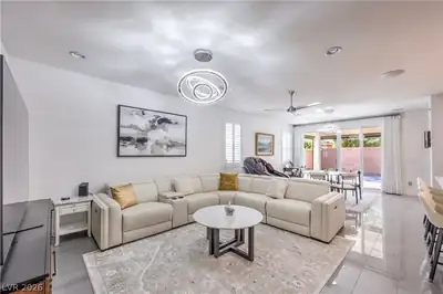 9265 Valley Betica Avenue, Las Vegas, NV 89148 Living Room