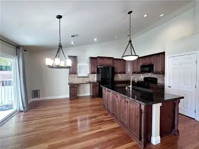 7908 Purple Mountain Avenue, Las Vegas, NV 89131 Kitchen