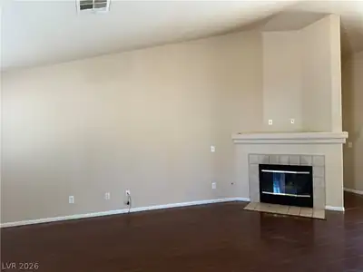 5937 Coleman Street, North Las Vegas, NV 89031 Living Room