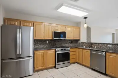 6924 Rosinwood Street, Las Vegas, NV 89131 Kitchen