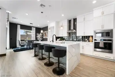 39 Autumn Palm Avenue, Henderson, NV 89011 Kitchen
