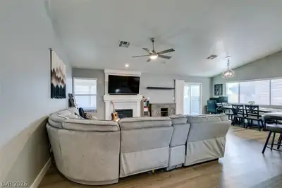 1070 Kennebunk Circle, Henderson, NV 89015 Living Room