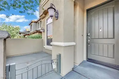 11631 Suburban Road, Las Vegas, NV 89135 