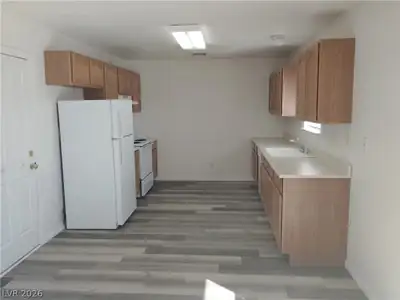 1051 Potro Avenue B, Pahrump, NV 89048 Kitchen