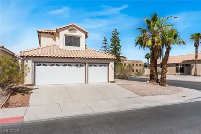 7540 Holloran Court, Las Vegas, NV 89128 Front of Structure