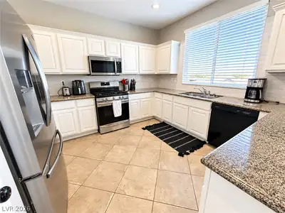 4704 Grey Heron Drive, North Las Vegas, NV 89084 Kitchen