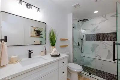 740 Rusty Spur Drive, Henderson, NV 89014 Primary Bathroom