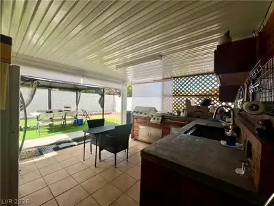 15 RUE DES CHAMPS, Henderson, NV 89074 Patio