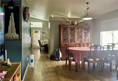 15 RUE DES CHAMPS, Henderson, NV 89074 Dining Room