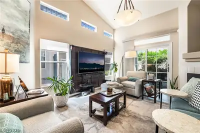 9784 Hickory Ridge Court, Las Vegas, NV 89147 Living Room