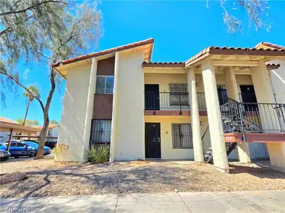 3275 Arville Street C Las Vegas, NV 89102