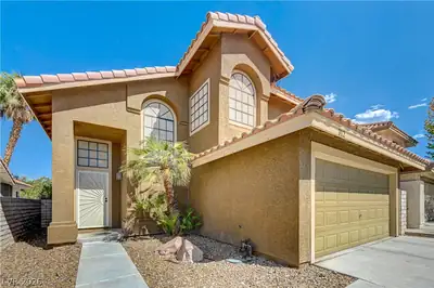 312 Windmere Street, Henderson, NV 89074 Front of Structure