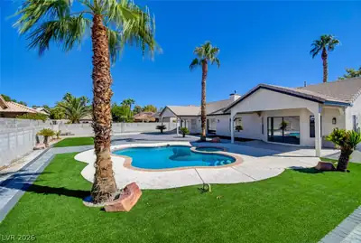 3623 Mooncrest Circle, Las Vegas, NV 89129 Yard