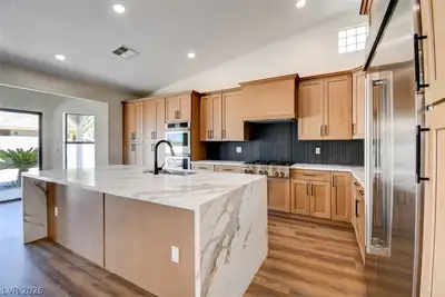 3623 Mooncrest Circle, Las Vegas, NV 89129 Kitchen