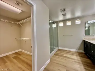 6138 Fielding Hills Road, Las Vegas, NV 89118 Primary Bathroom