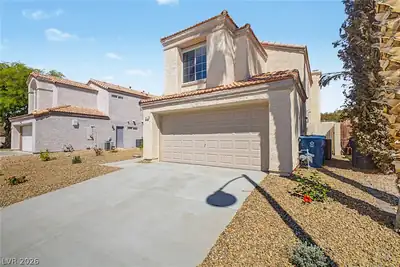 9812 Eagle Rock Court, Las Vegas, NV 89117 