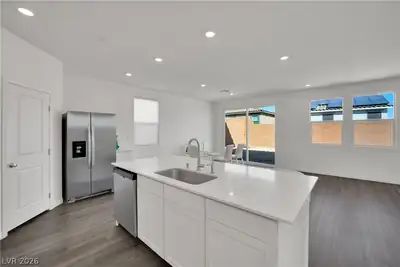 10836 Trail Mark Avenue, Las Vegas, NV 89166 Kitchen