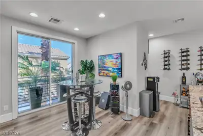 9050 West Tropicana Avenue 1102, Las Vegas, NV 89147 Dining Area
