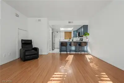 515 Sellers Place, Henderson, NV 89011 Living Room