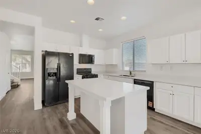520 Moses Lake Court, Henderson, NV 89002 Kitchen