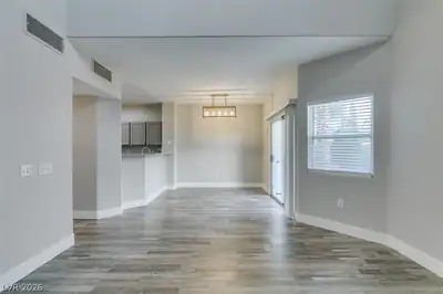 2001 Jade Creek Street 105, Las Vegas, NV 89117 Dining Area