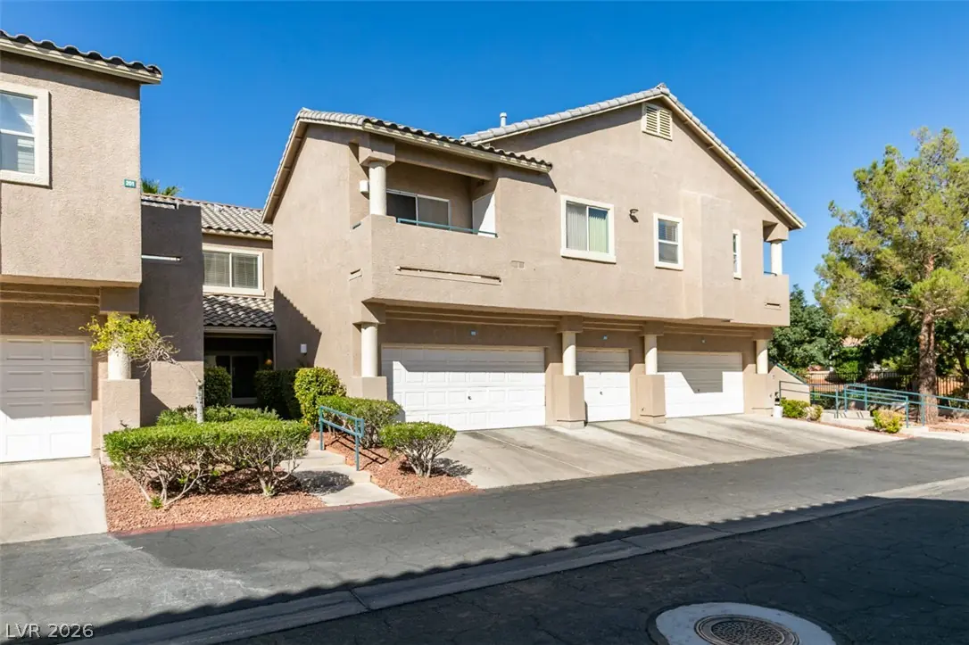 2001 Jade Creek Street 105, Las Vegas, NV 89117