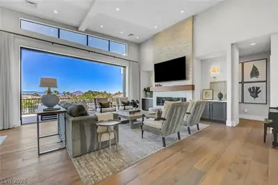 1692 Tangiers Drive, Henderson, NV 89012 Living Room