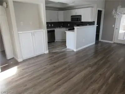 9470 Peace Way 228, Las Vegas, NV 89147 