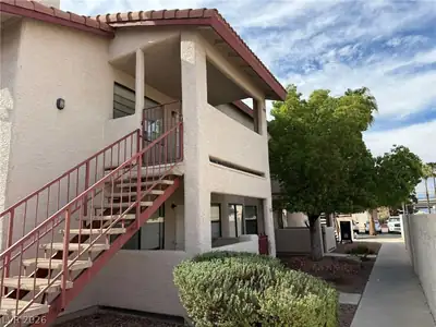 761 Rock Springs Drive 202 Las Vegas, NV 89128
