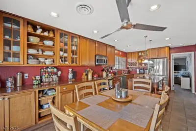 3684 East Cherokee Avenue, Las Vegas, NV 89121 Kitchen