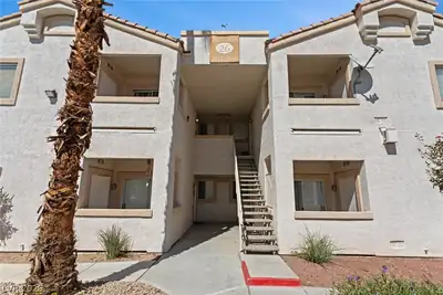 855 North Stephanie Street 2615, Henderson, NV 89014 Front of Structure