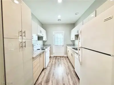 1370 Ogallala Street 1, Pahrump, NV 89048 Kitchen