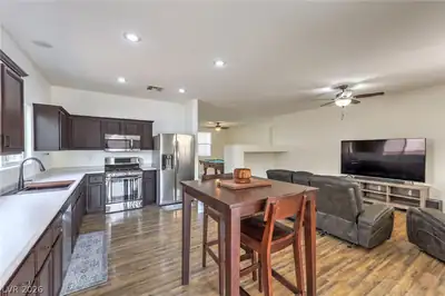 1017 Amber Gate Street, Henderson, NV 89002 Kitchen
