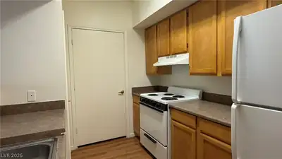 45 Maleena Mesa Street 1912, Henderson, NV 89074 Kitchen