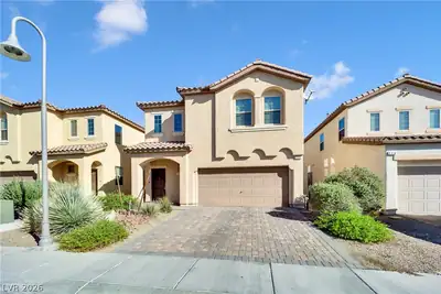 122 Forest Crossing Court, Las Vegas, NV 89148 Front of Structure