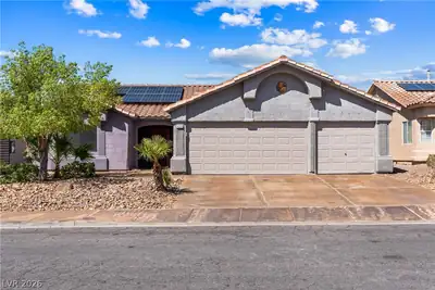 424 Waterwheel Falls Drive, Henderson, NV 89015 Front of Structure