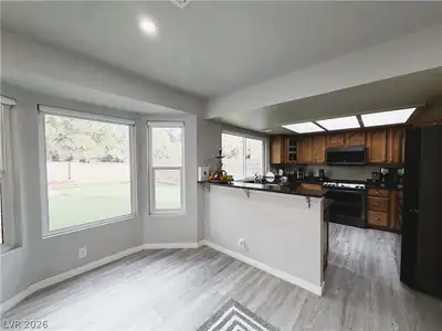 2724 Monrovia Drive, Las Vegas, NV 89117 Kitchen