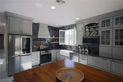 3018 Via Sarafina Drive, Henderson, NV 89052 Kitchen