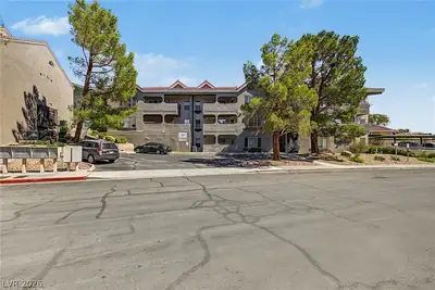701 Capri Drive 10B, Boulder City