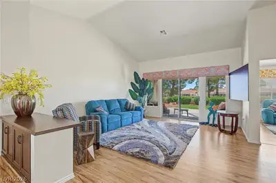 2904 Castle Bar Drive, Las Vegas, NV 89134 Living Room