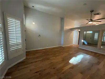 3433 Round Valley Way, Las Vegas, NV 89129 Living Room