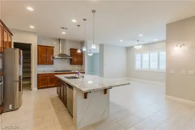 5838 Exbury Gardens, Las Vegas, NV 89118 Kitchen