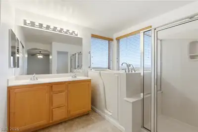 6440 Iguassu Falls Road, Las Vegas, NV 89149 Primary Bathroom