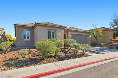 208 Palmetto Pointe Drive, Henderson, NV 89012 Front of Structure