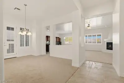208 Palmetto Pointe Drive, Henderson, NV 89012 Living Room